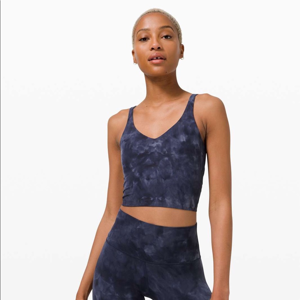 BNWT Lululemon Navy Diamond Dye Align tank (size 6)